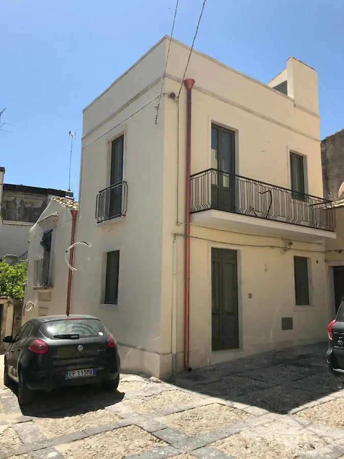 شقة Independent Townhouse In The Historic Center Of نوتو