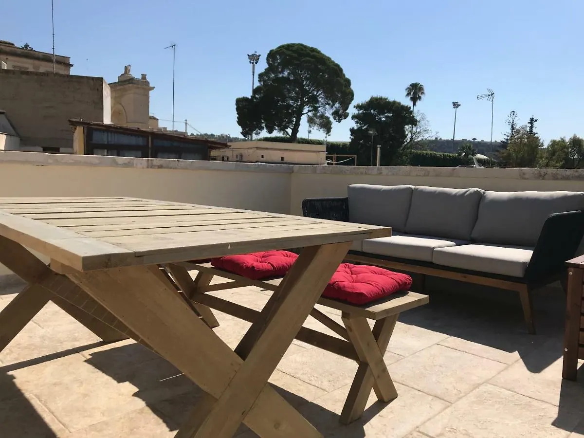 شقة Independent Townhouse In The Historic Center Of نوتو إيطاليا